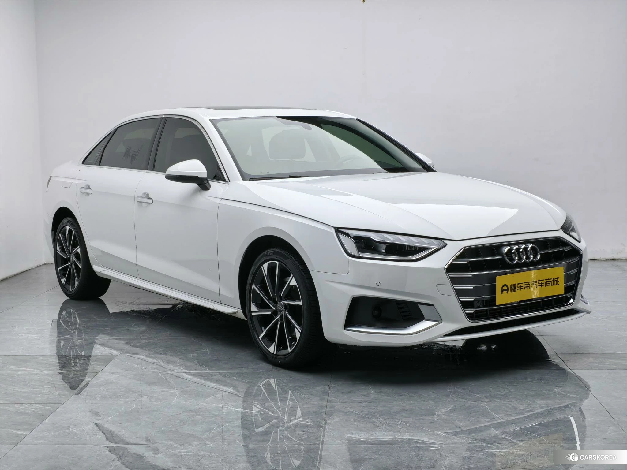 Audi A4L 2021 Белый из Китая, фото 2