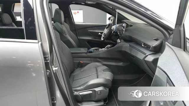 Peugeot 5008 second generation 2019 Серый из Кореи, фото 2