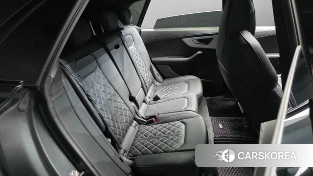 Audi Q8 (4M) 2021 Серый из Кореи, фото 2