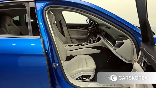 Porsche Panamera (971) 2018 Синий из Кореи, фото 2