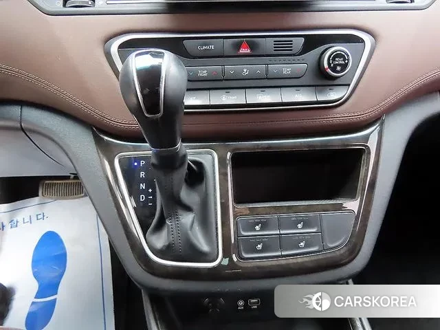 Hyundai The New Grand Starex 2018 Серебряный из Кореи, фото 2