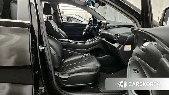 Hyundai The New Santa Fe 2021 Черный из Кореи, фото 2