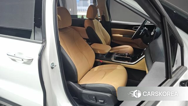 Kia Carnival 4th generation 2023 Белый из Кореи, фото 2