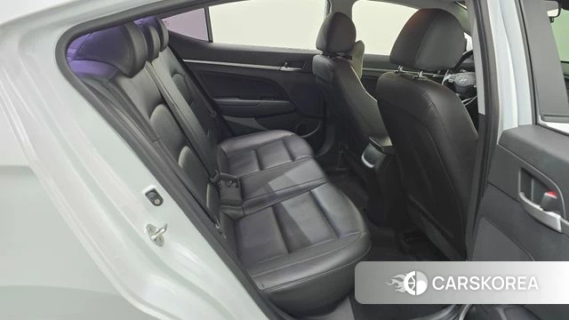 Hyundai The New Avante AD 2018 Белый из Кореи, фото 2