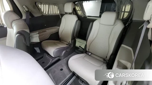 Kia Carnival 4th generation 2023 Черный из Кореи, фото 2