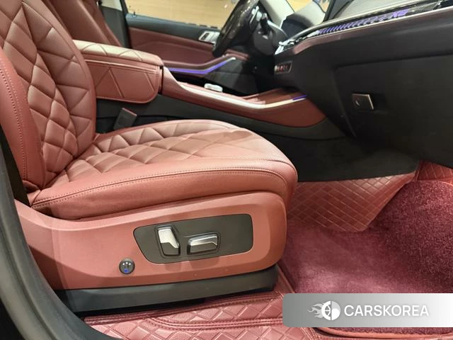 BMW X5 2025 Черный из Китая, фото 2