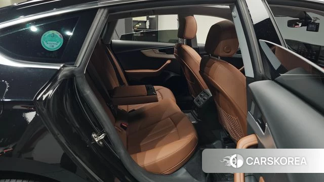 Audi A5 (F5) 2022 Черный из Кореи, фото 2