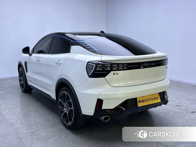 Lynk 05 2021 Белый из Китая, фото 2