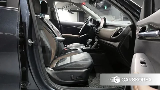 Kia Seltos 2022 Серый из Кореи, фото 2