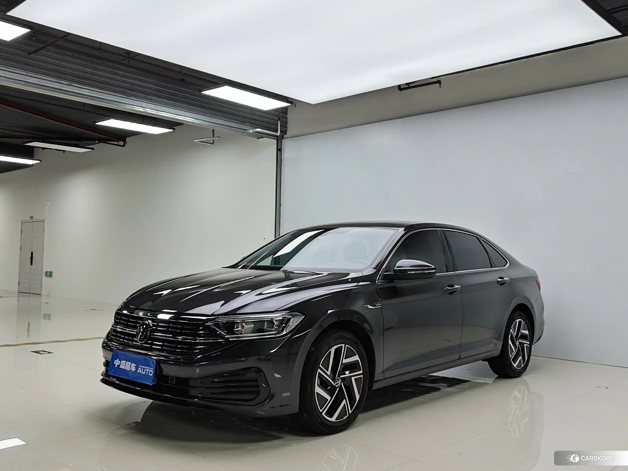 Volkswagen Sagitar 2022 Темно-серый из Китая, фото 2