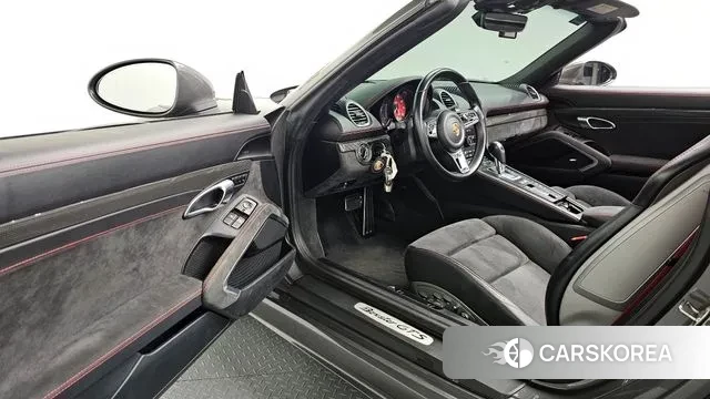 Porsche 718 Boxster 2018 Серый из Кореи, фото 2