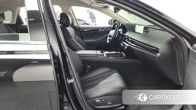 Genesis G80 (RG3) 2022 Черный из Кореи, фото 2