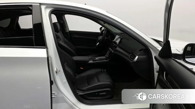 Honda Accord 10th Generation 2018 Белый из Кореи, фото 2