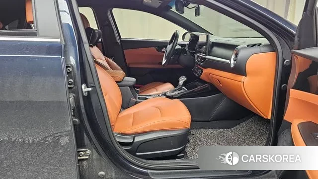 Kia The New K3 2nd generation 2021 Синий из Кореи, фото 2