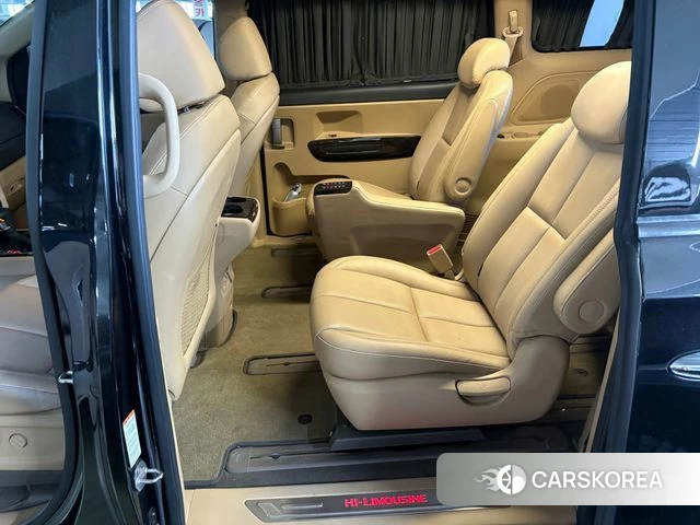 Kia The New Carnival 2018 Черный из Кореи, фото 2