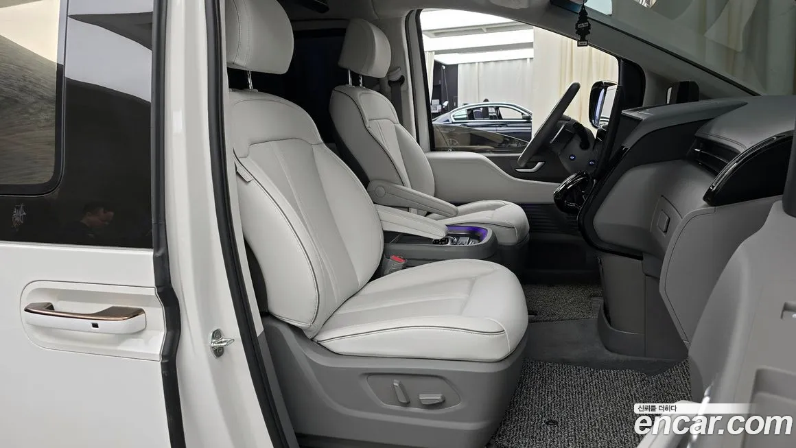 Hyundai Staria id 2041102 из Кореи 2