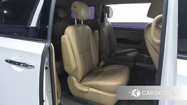 Kia The New Carnival 2019 Белый из Кореи, фото 2