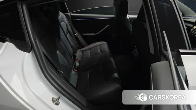 Tesla Model 3 2024 Белый из Кореи, фото 2