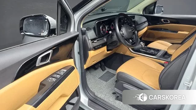 Kia Carnival 4th generation 2021 Серебряный из Кореи, фото 2