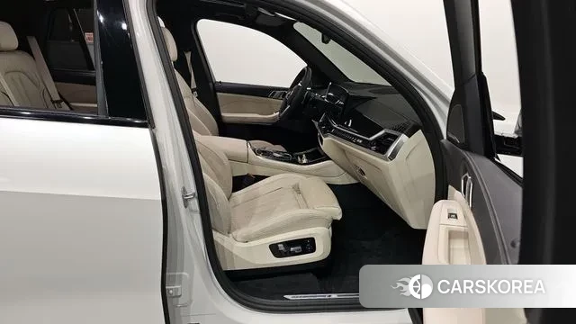 BMW X5 (G05) 2025 Белый из Кореи, фото 2