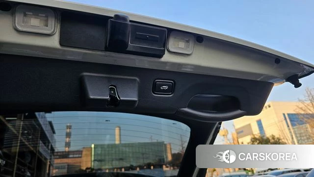 Kia EV6 2023 Жемчужный цвет из Кореи, фото 2
