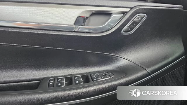 Hyundai The New Grandeur IG Hybrid 2022 Черный из Кореи, фото 2