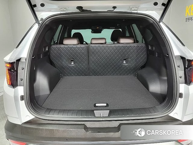 Hyundai The New Tucson Hybrid (NX4) 2025 Белый из Кореи, фото 2