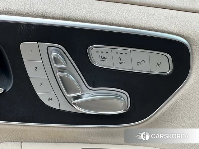 Mercedes-Benz V-class id 4211074 из Китая 2