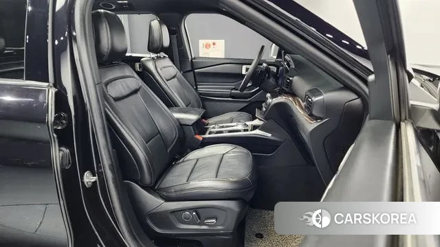 Ford Explorer 6th Generation 2020 Черный из Кореи, фото 2