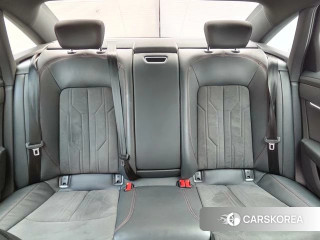 Audi A6L 2024 Темно-серый из Китая, фото 2