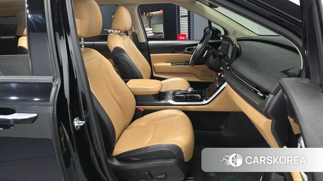Kia Carnival 4th generation 2021 Черный из Кореи, фото 2