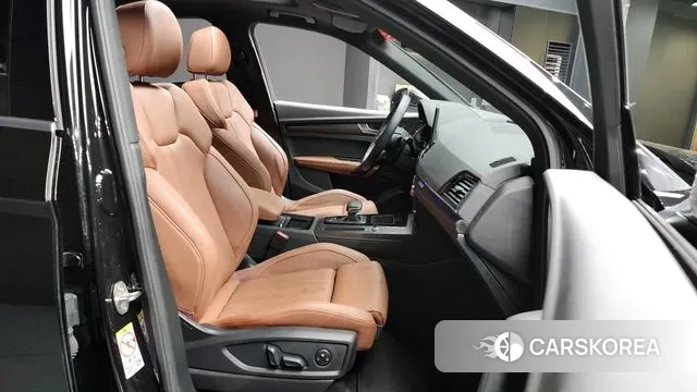 Audi Q5 (FY) 2023 Черный из Кореи, фото 2