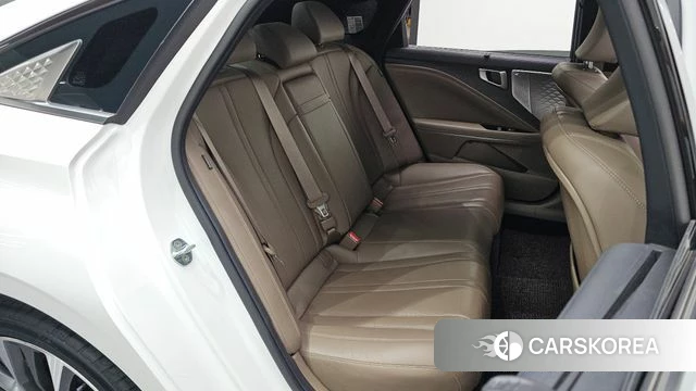 Kia K8 2022 Белый из Кореи, фото 2