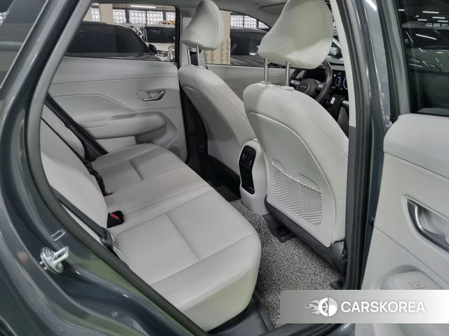 Hyundai Kona (SX2) 2023 Серый из Кореи, фото 2