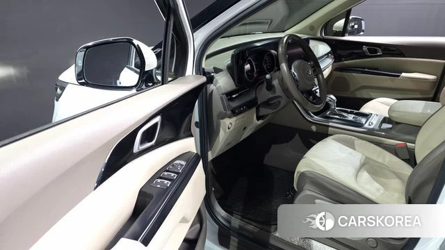 Kia Carnival 4th generation 2021 Белый из Кореи, фото 2