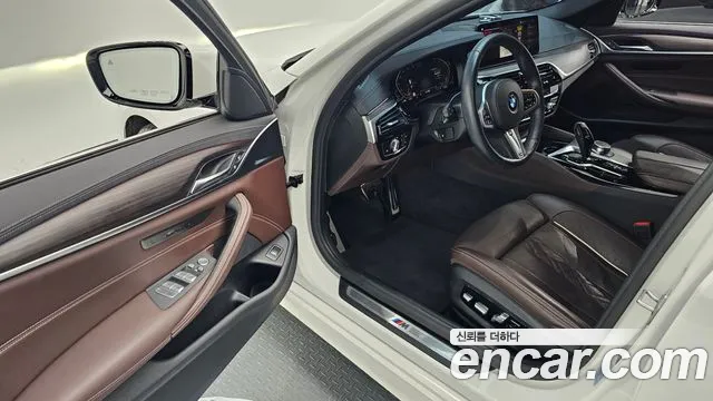 BMW 5 Series (G30) 2020 Белый из Кореи, фото 2