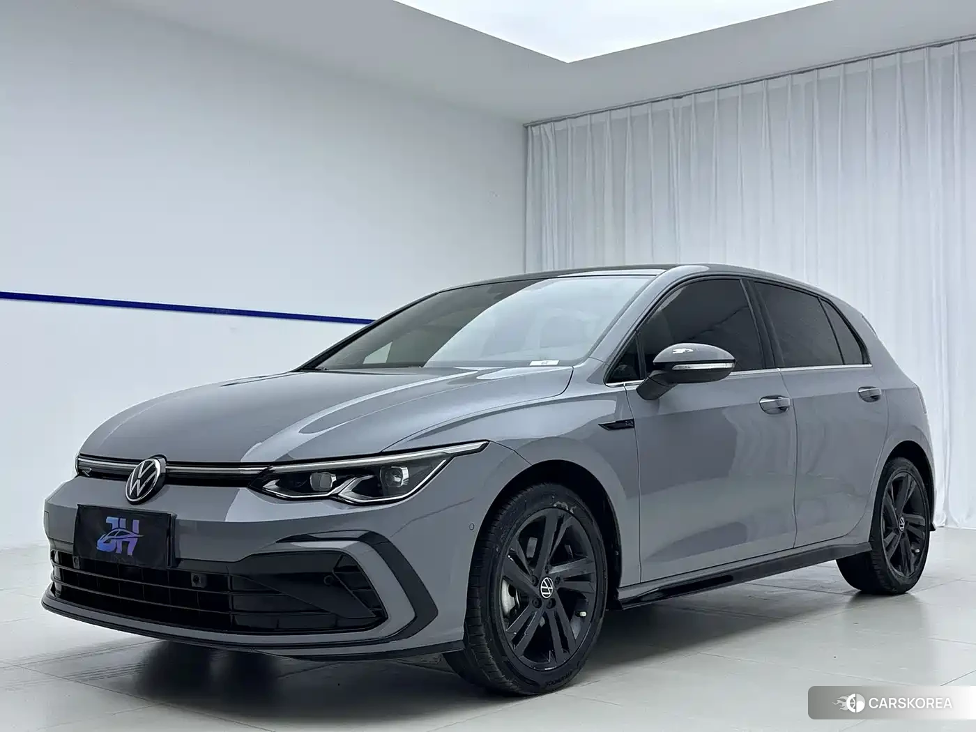Volkswagen Golf 2022 Silver/gray из Китая, фото 2