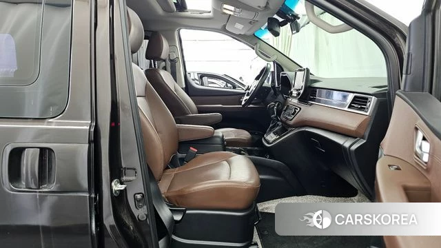 Hyundai The New Grand Starex 2018 Черный из Кореи, фото 2