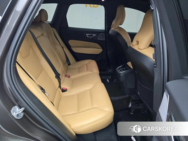 Volvo XC60 second Generation 2024 Серый из Кореи, фото 2