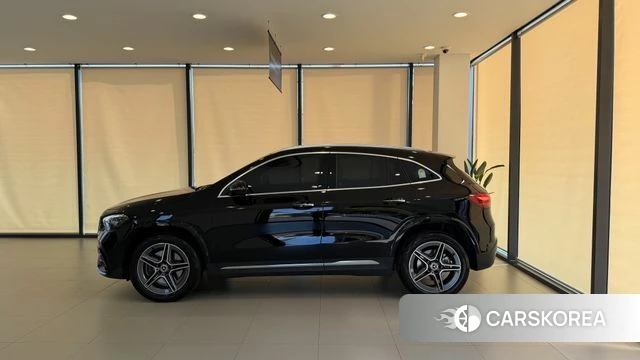 Mercedes-Benz GLA - Class H247 2025 Черный из Кореи, фото 2