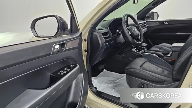 Ssangyong The New Rexton Sport 2024 Жемчужный цвет из Кореи, фото 2