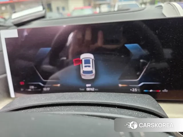 BMW X7 (G07) 2025 Белый из Кореи, фото 2