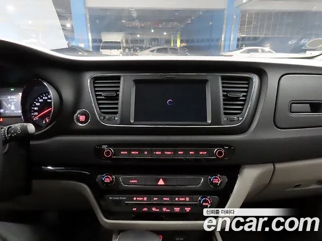 Kia The New Carnival 2018 Черный из Кореи, фото 2