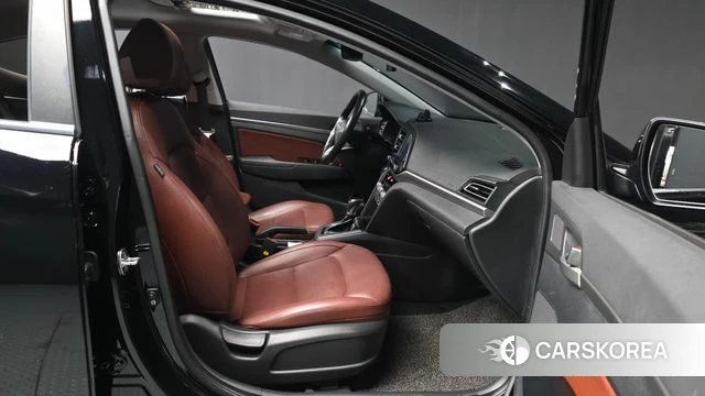 Hyundai The New Avante AD 2018 Черный из Кореи, фото 2