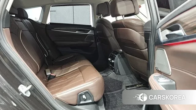 BMW 6 Series GT (G32) 2023 Серый из Кореи, фото 2