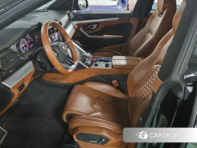 Lamborghini Urus 2021 Черный из Кореи, фото 2