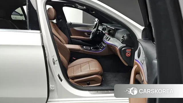 Mercedes-Benz E-Class W213 2020 Белый из Кореи, фото 2