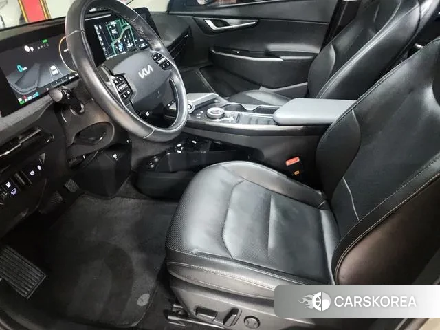 Kia EV6 2022 Жемчужный цвет из Кореи, фото 2