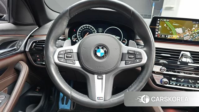 BMW 5 Series (G30) 2019 Серый из Кореи, фото 2