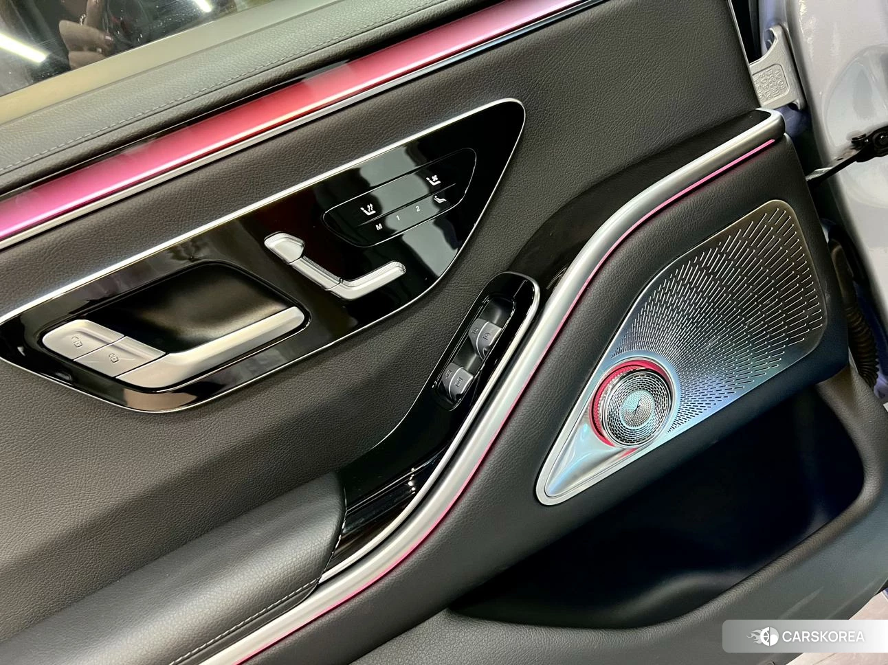 Mercedes-Benz S-class 2021 Серебристо-серый из Китая, фото 2